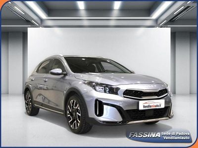 Usata Kia Ceed 159 CV (116 kW) 2023 Grigio Utilitaria