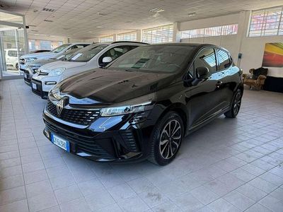 Usata Renault Clio V Techno 91 CV (66 kW) 2025 Nero Berlina