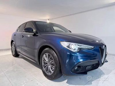 Usata Alfa Romeo Stelvio Executive 180 CV (132 kW) 2018 Blu SUV