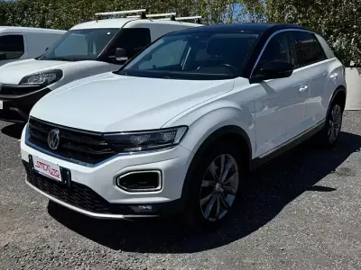 Usata VW T-Roc Style 116 CV (85 kW) 2019 Bianco SUV