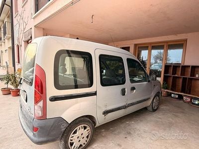 Usata Renault Kangoo 2001 Grigio Monovolume