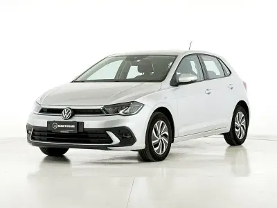 Usata VW Polo Life 95 CV (69 kW) 2023 Grigio Utilitaria