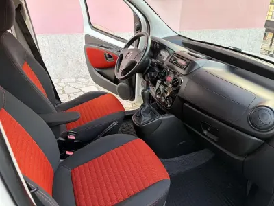 Usata Fiat Qubo Trekking 95 CV (69 kW) 2012 Bianco Monovolume