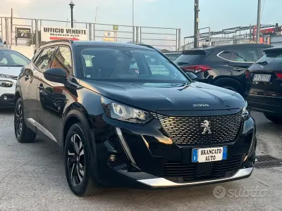 Usata Peugeot 2008 Allure 102 CV (75 kW) 2020 Nero SUV