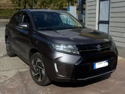 Usata Suzuki Vitara Cool 129 CV (94 kW) 2025 Grigio SUV