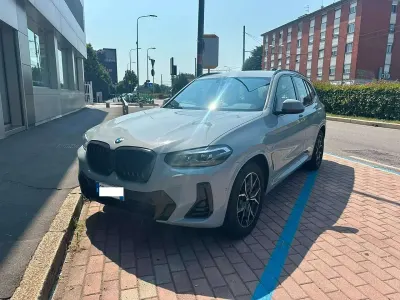 Usata BMW X3 M Sport 190 CV (139 kW) 2024 Brooklyn grey metallic gesso SUV