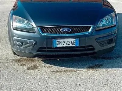 Usata Ford Focus 109 CV (80 kW) 2008 Nero Berlina