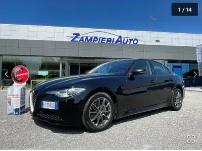 Usata Alfa Romeo Giulia Super 160 CV (117 kW) 2018 Berlina