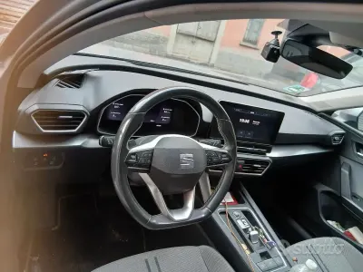 Usata Seat Leon 150 CV (110 kW) 2022 Grigio Station wagon
