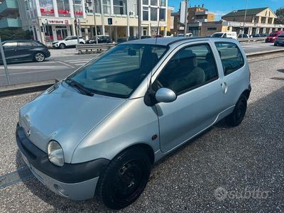 usata Renault Twingo 1.2 benzina neopatentati