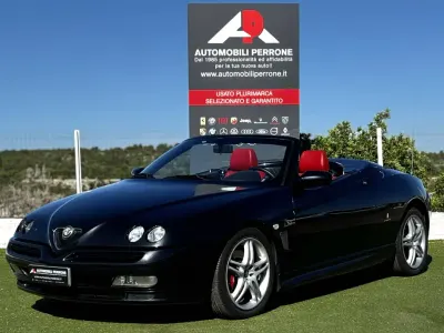 Usata Alfa Romeo Spider 218 CV (160 kW) 2001 Nero Cabrio