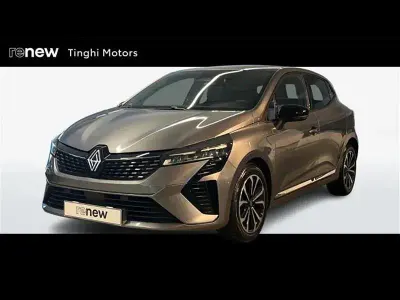 Usata Renault Clio Techno 90 CV (66 kW) 2025 Grigio scuro Utilitaria