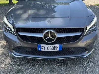 Usata Mercedes CLA200 136 CV (100 kW) 2019 Coupé