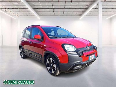 Usata Fiat Panda Cross Cross 69 CV (50 kW) 2025 Rosso pastello Utilitaria