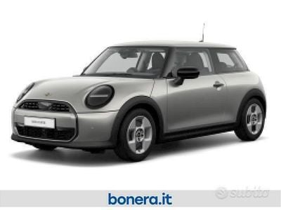 Usata Mini Cooper Essential 156 CV (114 kW) 2024 Melting silver iii Utilitaria