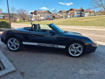 Usata Porsche 986 Boxster 220 CV (161 kW) 1999 Blu Cabrio
