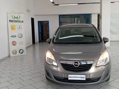 Usata Opel Meriva Cosmo 95 CV (69 kW) 2011 Beige Monovolume
