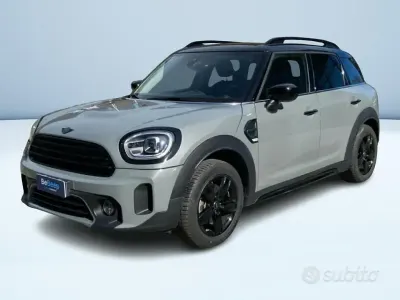 Käytetty Mini Cooper Countryman Classic 136 HP (100 kW) 2022 Harmaa Katumaasturi
