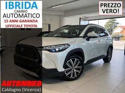 Usata Toyota Corolla Cross Lounge 152 CV (111 kW) 2023 Bianco SUV