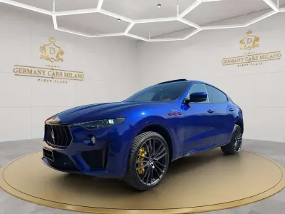 Usata Maserati Levante 581 CV (427 kW) 2021 Blu emozione SUV