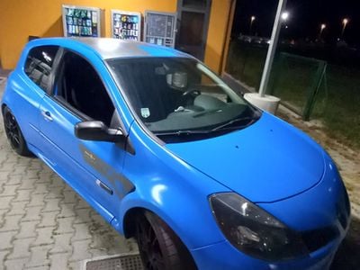 Käytetty Renault Clio II R.S. 200 HP (147 kW) 2007 Sininen Sedan