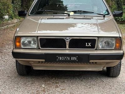 Gebraucht Lancia Delta 78 PS (57 kW) 1982 Kleinwagen