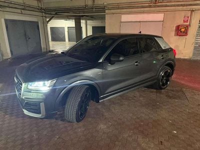 Usata Audi Q2 S-Line 150 CV (110 kW) 2019 Grigio SUV