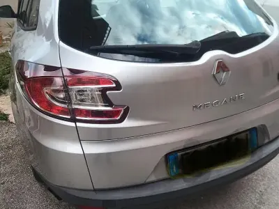 Usata Renault Mégane GrandTour 110 CV (80 kW) 2010 Grigio Station wagon