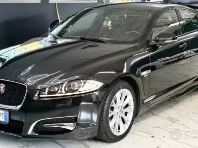 Usata Jaguar XF Portfolio 200 CV (147 kW) 2014 Nero Berlina