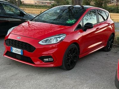 Usata Ford Fiesta ST-Line 86 CV (63 kW) 2018 Rosso Utilitaria