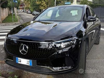 Mercedes EQA250+