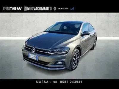 Usata VW Polo Highline 90 CV (66 kW) 2021 Grigio scuro Utilitaria