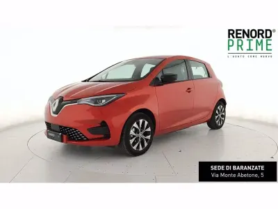 Usado Renault Zoe Evolution 99 kW (135 CV) 2023 Rojo Utilitario