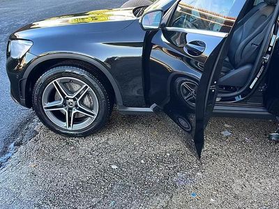 Usata Mercedes GLC220 194 CV (142 kW) 2019 Nero SUV