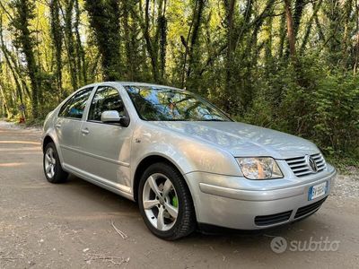 usata VW Bora 1.9 TDI 116cv 2001