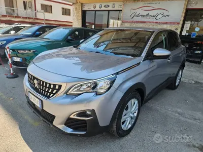 Usata Peugeot 3008 Allure 131 CV (96 kW) 2020 Grigio SUV