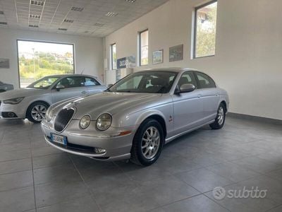 Jaguar S-Type
