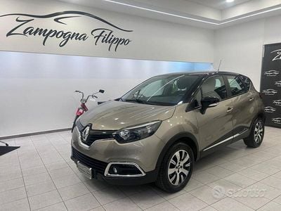 Usata Renault Captur Life 90 CV (66 kW) 2016 Marrone SUV