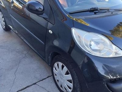 Usata Peugeot 107 2006 Nero Utilitaria