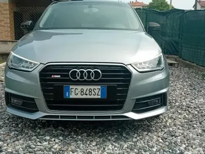 Usata Audi A1 Sportback S-Line 90 CV (66 kW) 2016 Grigio Utilitaria
