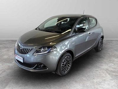 Usata Lancia Ypsilon S 70 CV (51 kW) 2024 Grigio Utilitaria