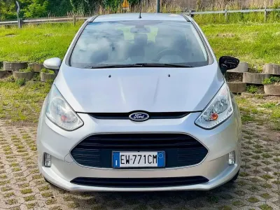 Usata Ford B-MAX Business Edition 101 CV (74 kW) 2014 Grigio Monovolume