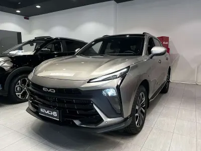 Nuova EVO Evo 6 177 CV (130 kW) 2026 Marrone SUV