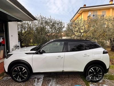 Usata Peugeot 2008 GT-line 131 CV (96 kW) 2020 Bianco SUV
