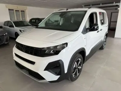 Nuova Peugeot Rifter GT 131 CV (96 kW) 2026 Bianco Monovolume