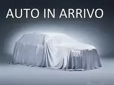 Usata VW T-Roc Life 150 CV (110 kW) 2023 Nero SUV