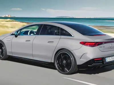 Usata Mercedes EQE500 Premium 135 kW (184 CV) 2024 Argento Coupé
