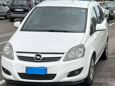 Usata Opel Zafira