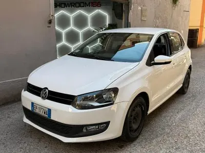 Usata VW Polo Comfortline 69 CV (50 kW) 2013 Bianco Utilitaria