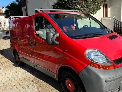 Usata Renault Trafic 170 CV (125 kW) 2005 Monovolume
